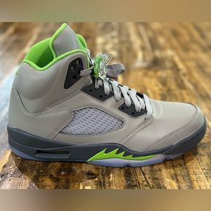 AIR JORDAN 5 RETRO